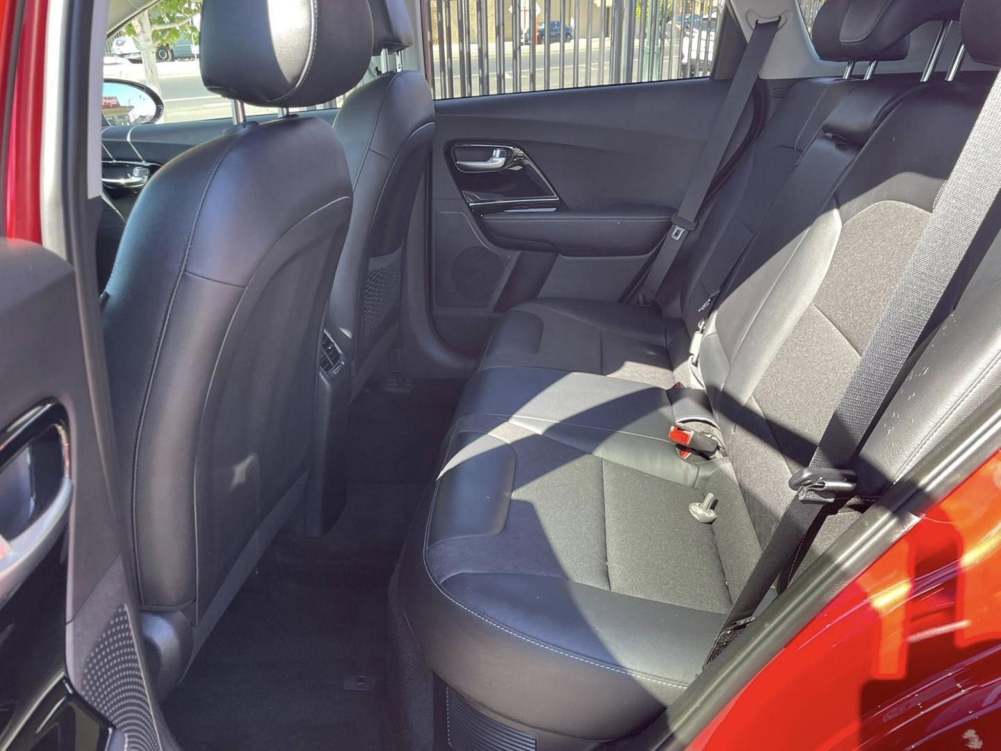 2020 Kia Niro Plug In Hybrid EX (KNDCD3LDXL5) , 6A transmission, located at 744 E Miner Ave, Stockton, CA, 95202, (209) 944-5770, 37.956863, -121.282082 - PLUS TAXES AND FEES NO CHARGER AVAILABLE - Photo#9