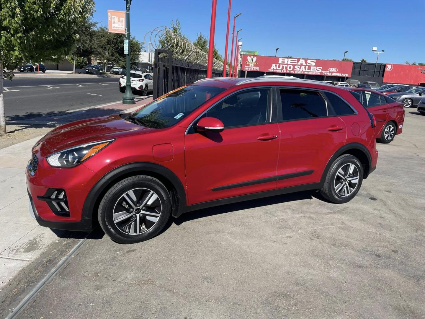 2020 Kia Niro Plug In Hybrid EX (KNDCD3LDXL5) , 6A transmission, located at 744 E Miner Ave, Stockton, CA, 95202, (209) 944-5770, 37.956863, -121.282082 - PLUS TAXES AND FEES NO CHARGER AVAILABLE - Photo#5