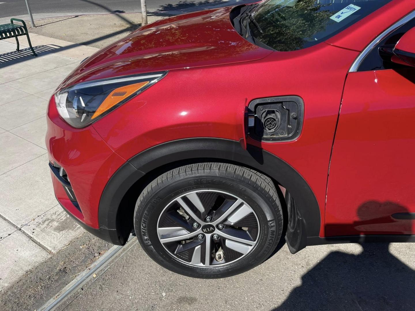 2020 Kia Niro Plug In Hybrid EX (KNDCD3LDXL5) , 6A transmission, located at 744 E Miner Ave, Stockton, CA, 95202, (209) 944-5770, 37.956863, -121.282082 - PLUS TAXES AND FEES NO CHARGER AVAILABLE - Photo#3
