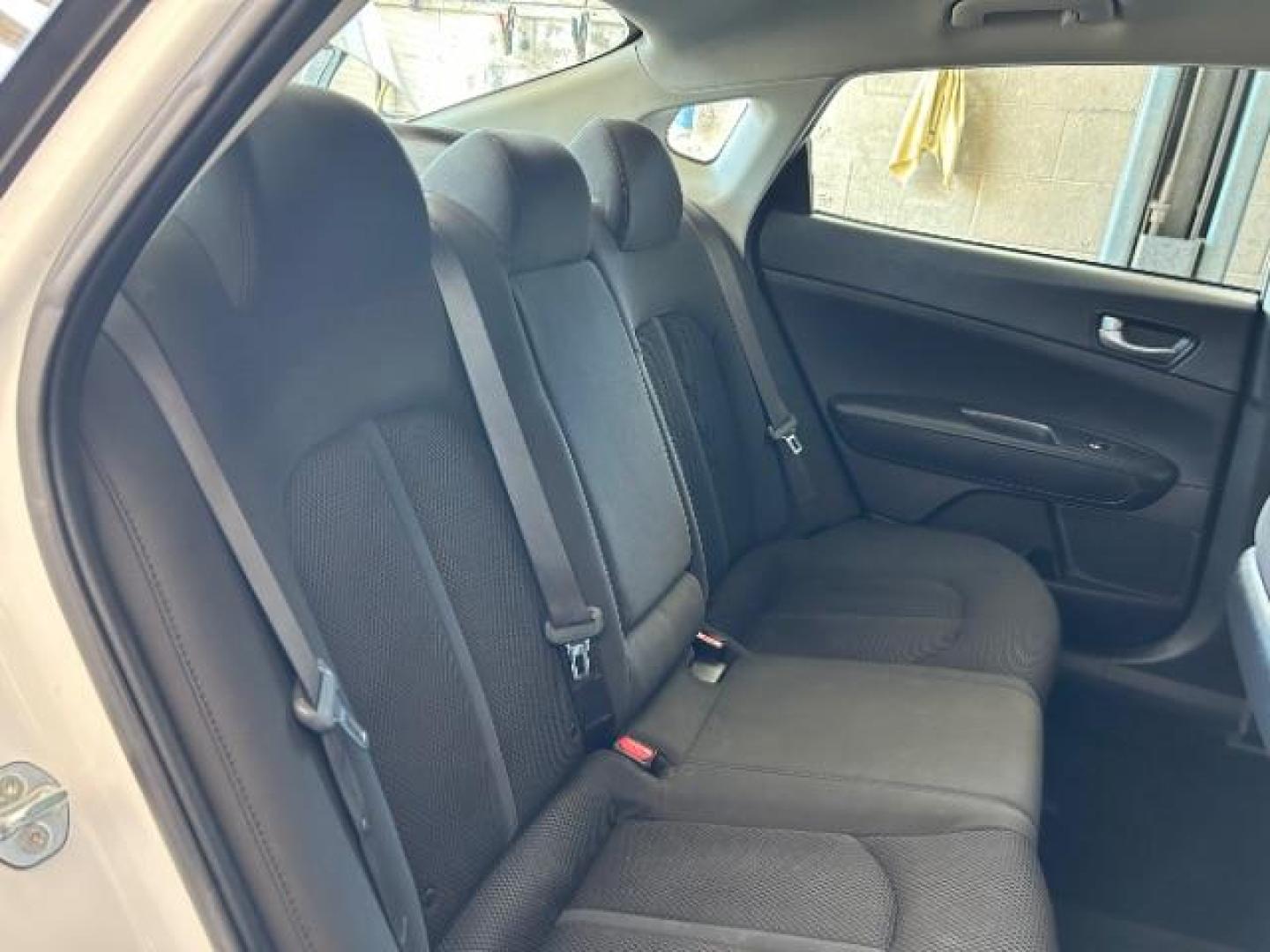 2020 WHITE Kia Optima (5XXGT4L34LG) with an 4-Cyl 2.4 Liter engine, Automatic 6-Spd w/H-Matic transmission, located at 412 Auto Vista Drive, Palmdale, 93551, (661) 945-0620, 34.592636, -118.136681 - Photo#25