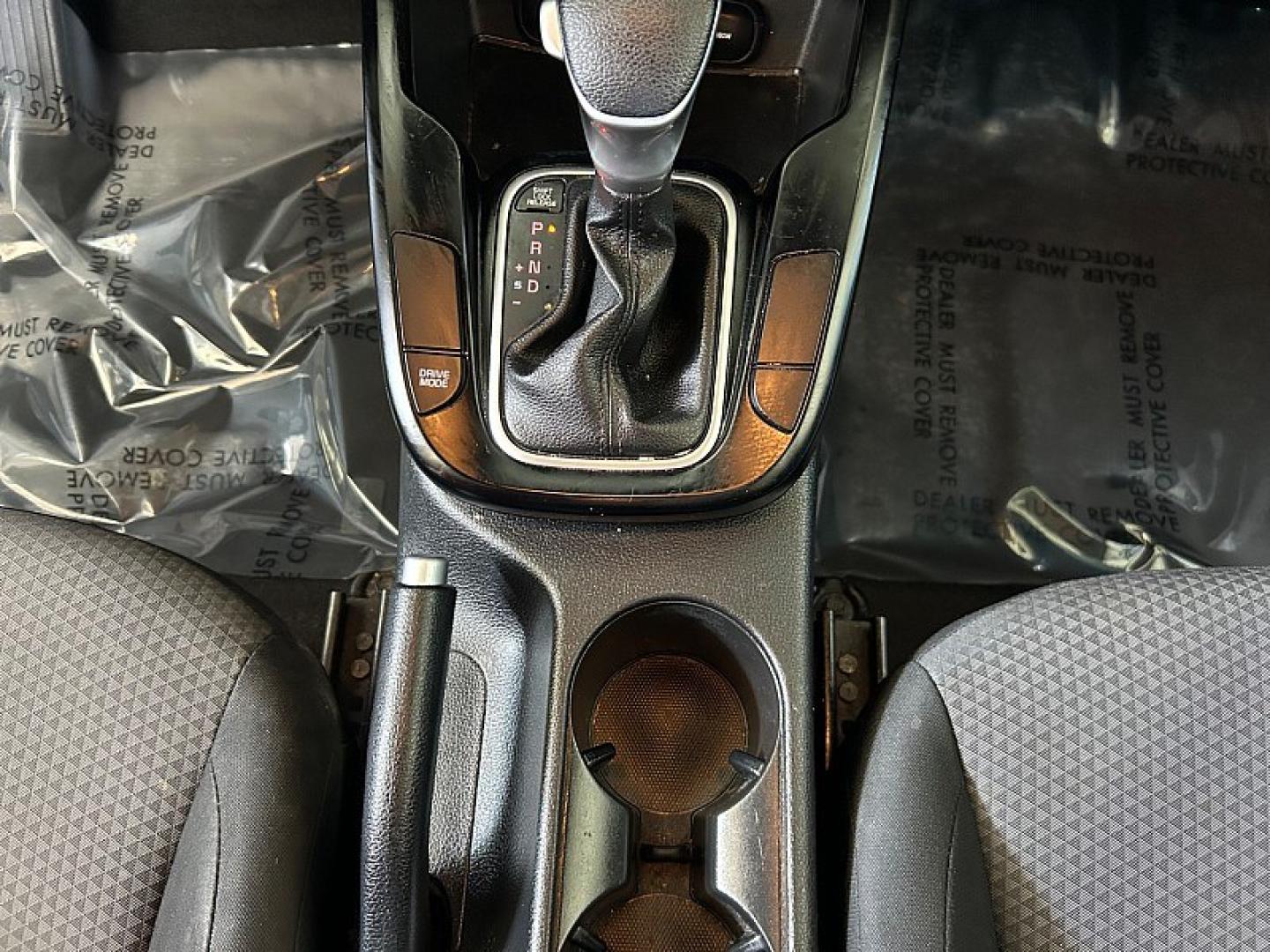 2020 Black Kia Soul (KNDJ23AU6L7) with an 4-Cyl 2.0 Liter engine, Automatic i-VT transmission, located at 412 Auto Vista Drive, Palmdale, 93551, (661) 945-0620, 34.592636, -118.136681- Photo#22
