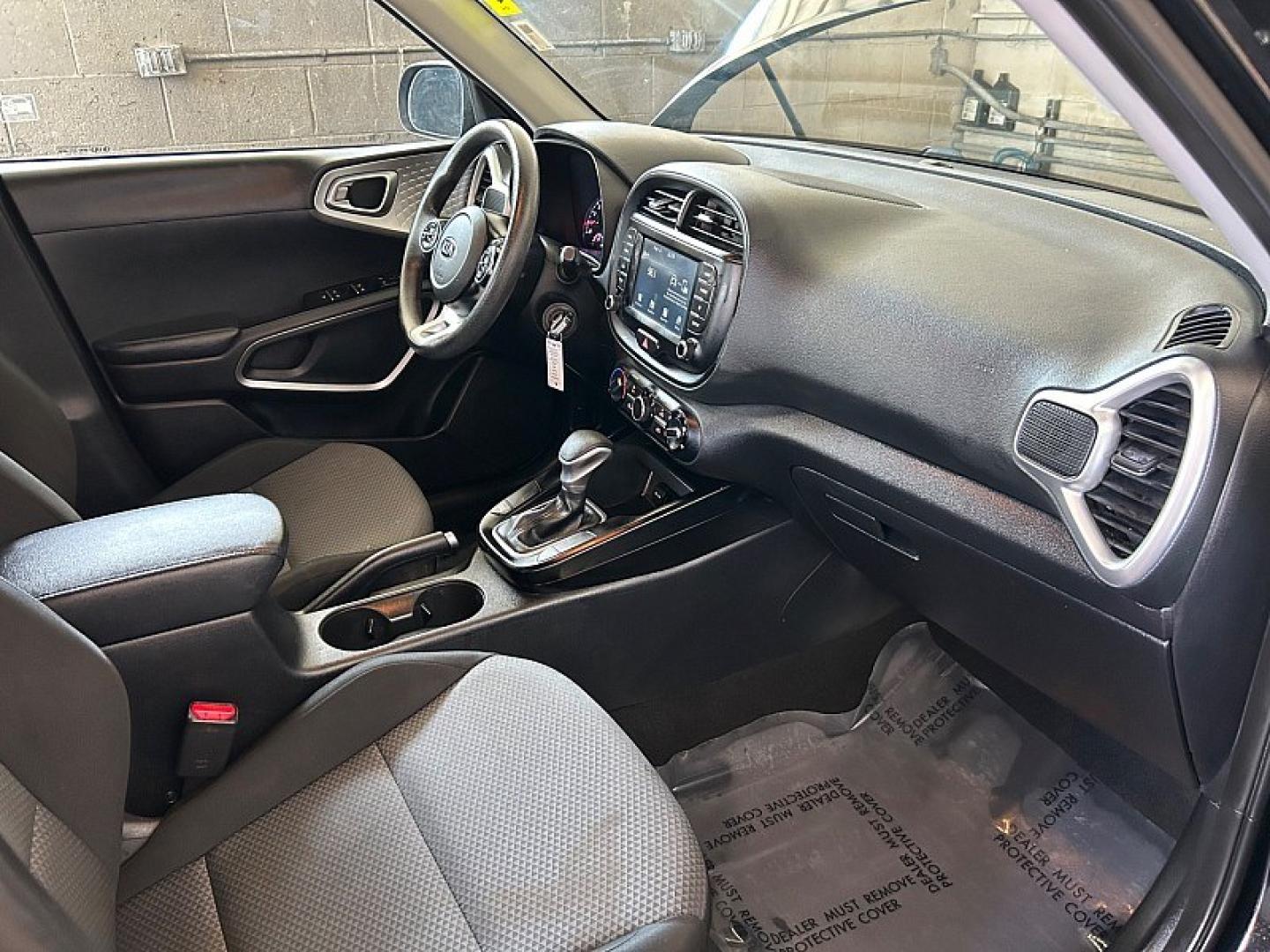 2020 Black Kia Soul (KNDJ23AU6L7) with an 4-Cyl 2.0 Liter engine, Automatic i-VT transmission, located at 412 Auto Vista Drive, Palmdale, 93551, (661) 945-0620, 34.592636, -118.136681- Photo#29