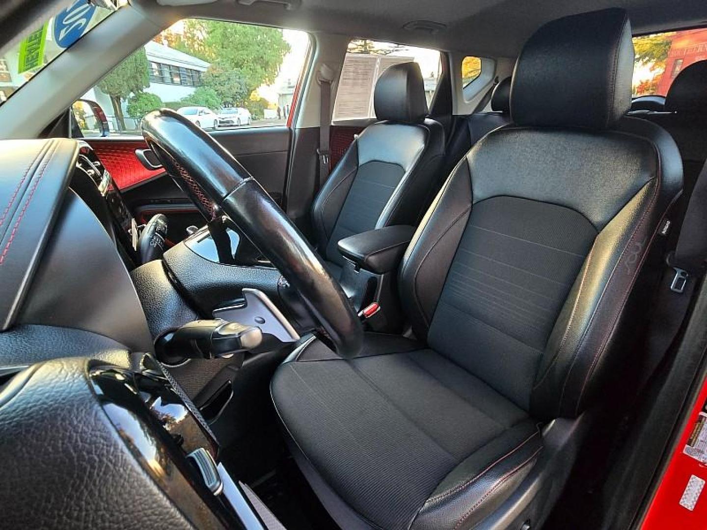 2020 RED Kia Soul (KNDJ53AF2L7) with an 4-Cyl Turbo 1.6 Liter engine, Automatic 7-Spd w/Dual-Clutch transmission, located at 246 E Walker St., Orland, 95963, (530) 865-5800, 39.747589, -122.178398 - Photo#9