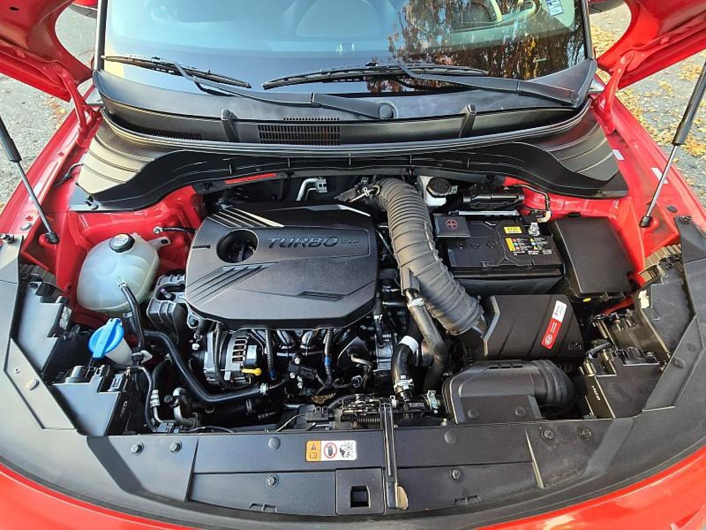 2020 RED Kia Soul (KNDJ53AF2L7) with an 4-Cyl Turbo 1.6 Liter engine, Automatic 7-Spd w/Dual-Clutch transmission, located at 246 E Walker St., Orland, 95963, (530) 865-5800, 39.747589, -122.178398 - Photo#29