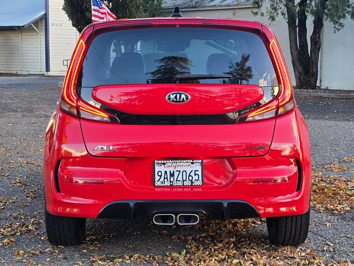 2020 RED Kia Soul (KNDJ53AF2L7) with an 4-Cyl Turbo 1.6 Liter engine, Automatic 7-Spd w/Dual-Clutch transmission, located at 246 E Walker St., Orland, 95963, (530) 865-5800, 39.747589, -122.178398 - Photo#6
