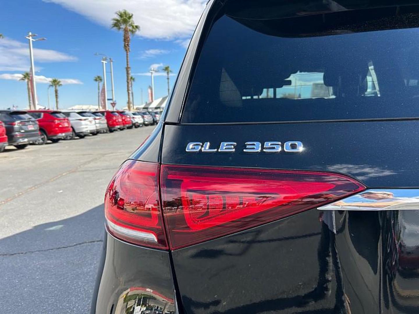 2020 BLACK Mercedes-Benz GLE-Class (4JGFB4JB8LA) with an 4-Cyl Turbo 2.0 Liter engine, Automatic 9-Spd 9G-Tronic transmission, located at 412 Auto Vista Drive, Palmdale, 93551, (661) 945-0620, 34.592636, -118.136681 - Photo#10