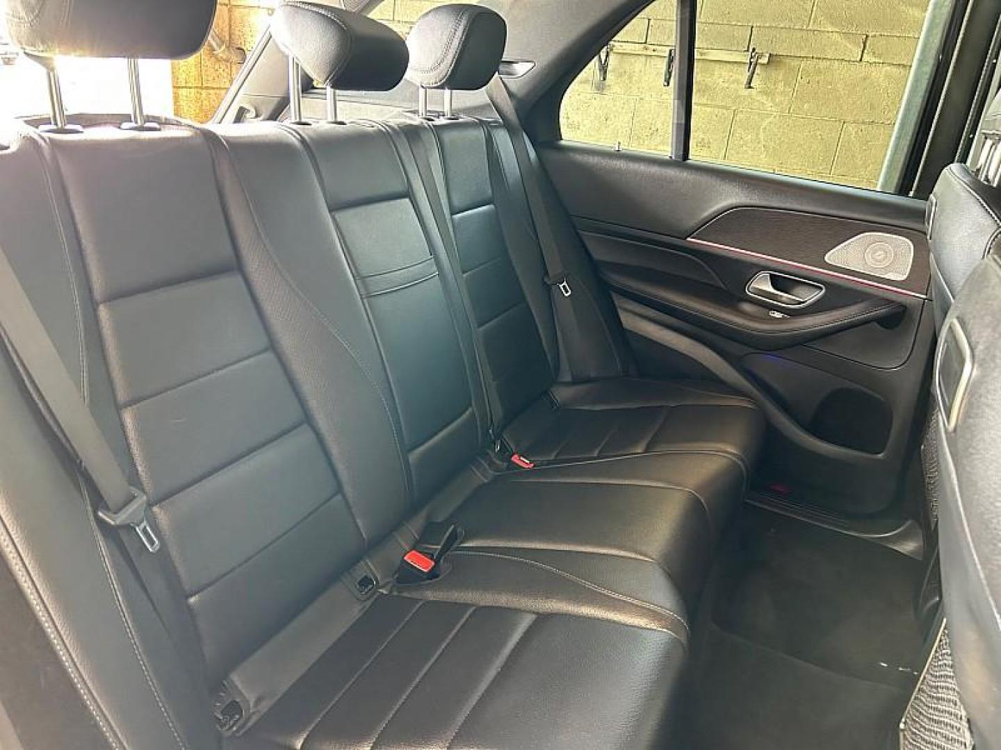2020 BLACK Mercedes-Benz GLE-Class (4JGFB4JB8LA) with an 4-Cyl Turbo 2.0 Liter engine, Automatic 9-Spd 9G-Tronic transmission, located at 412 Auto Vista Drive, Palmdale, 93551, (661) 945-0620, 34.592636, -118.136681 - Photo#31