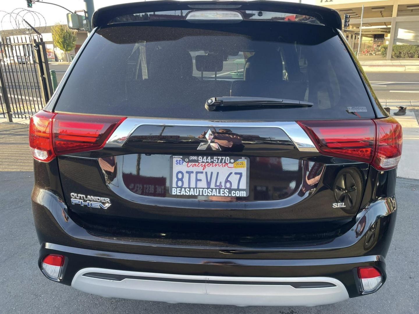 2020 Mitsubishi Outlander PHEV GT (JA4J24A52LZ) with an 2.0L L4 DOHC 16V HYBRID engine, 1A transmission, located at 744 E Miner Ave, Stockton, CA, 95202, (209) 944-5770, 37.956863, -121.282082 - PLUS TAXES FEES - Photo#9