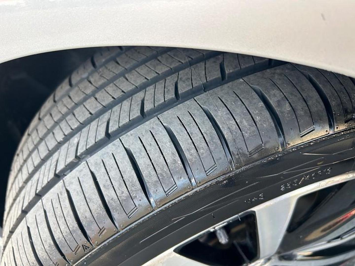 2020 GRAY Nissan Altima (1N4BL4FV9LN) with an 4-Cyl 2.5 Liter engine, Automatic Xtronic CVT transmission, located at 412 Auto Vista Drive, Palmdale, 93551, (661) 945-0620, 34.592636, -118.136681 - Photo#13