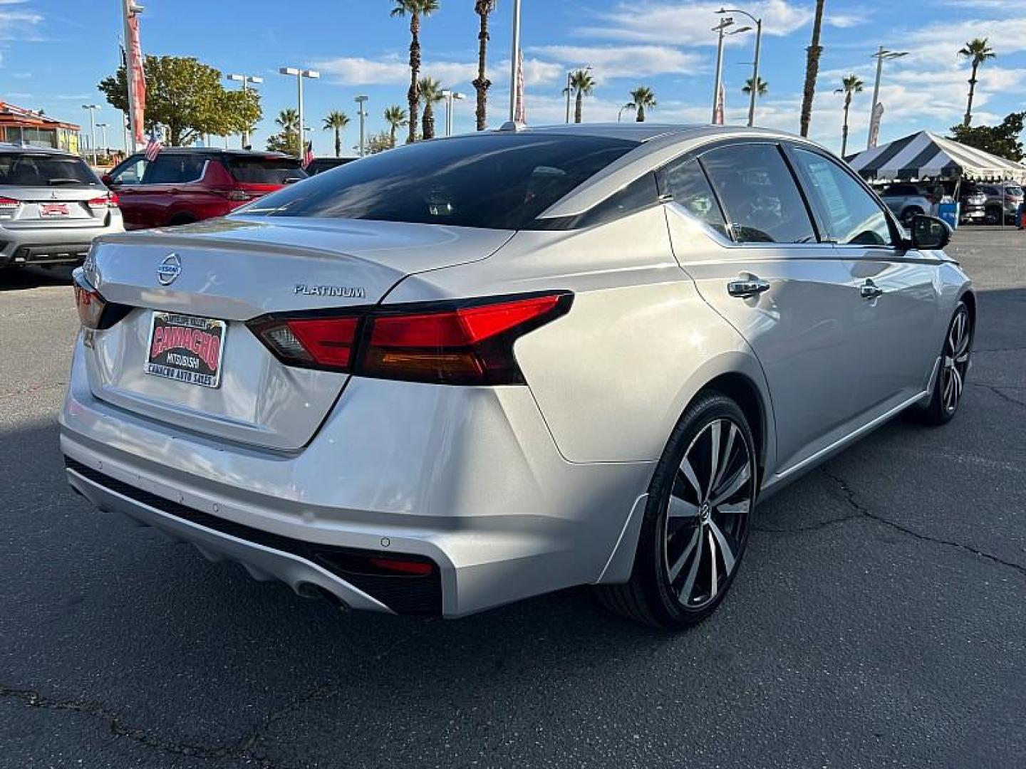 2020 GRAY Nissan Altima (1N4BL4FV9LN) with an 4-Cyl 2.5 Liter engine, Automatic Xtronic CVT transmission, located at 412 Auto Vista Drive, Palmdale, 93551, (661) 945-0620, 34.592636, -118.136681 - Photo#10