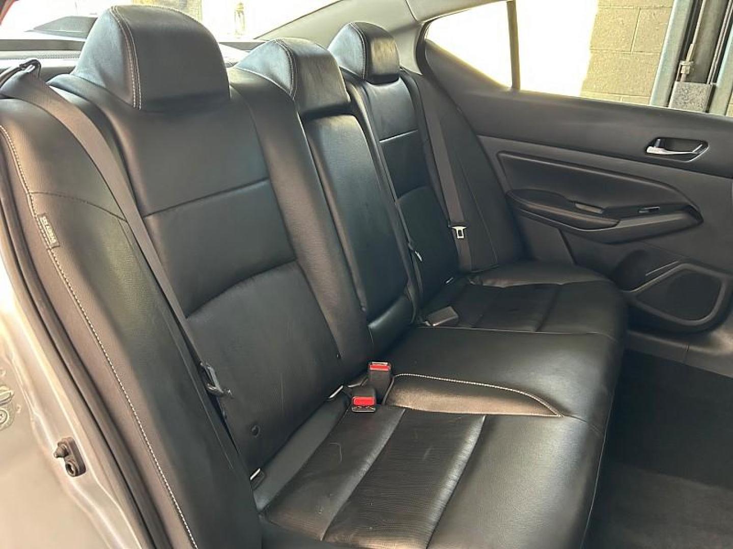 2020 GRAY Nissan Altima (1N4BL4FV9LN) with an 4-Cyl 2.5 Liter engine, Automatic Xtronic CVT transmission, located at 412 Auto Vista Drive, Palmdale, 93551, (661) 945-0620, 34.592636, -118.136681 - Photo#28