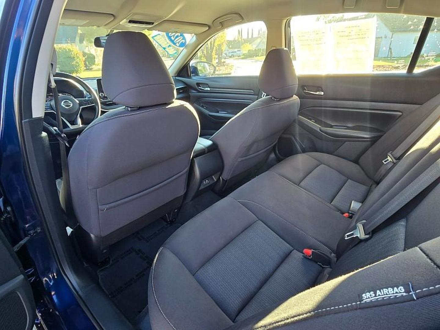 2020 BLUE Nissan Altima (1N4BL4BV9LC) with an 4-Cyl 2.5 Liter engine, Automatic Xtronic CVT transmission, located at 246 E Walker St., Orland, 95963, (530) 865-5800, 39.747589, -122.178398 - Photo#13