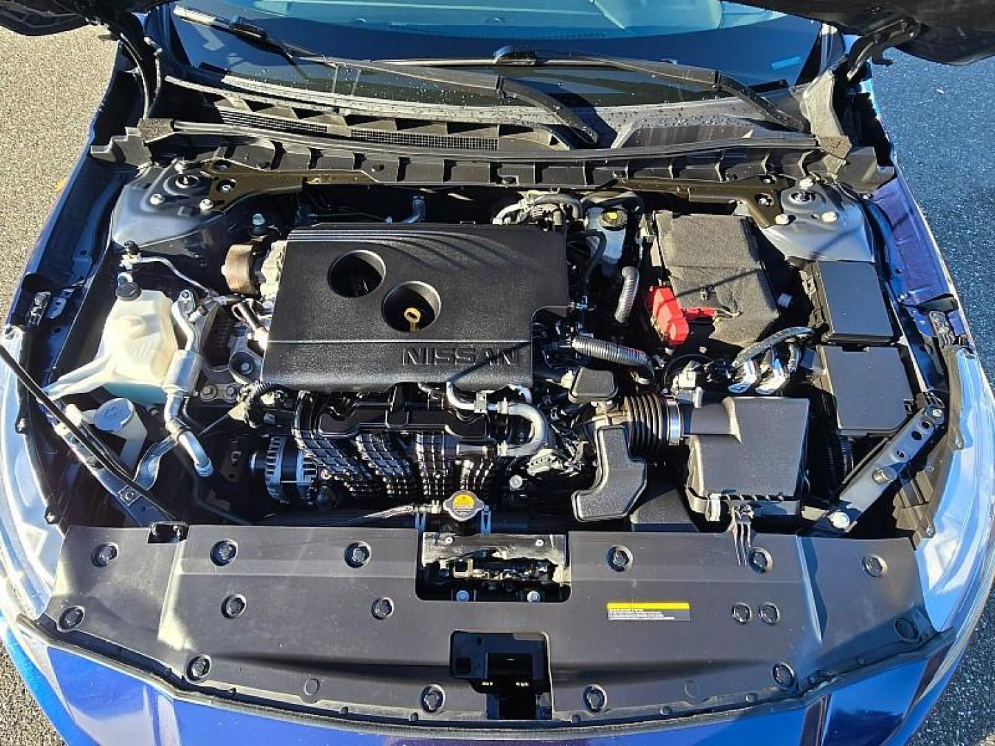 2020 BLUE Nissan Altima (1N4BL4BV9LC) with an 4-Cyl 2.5 Liter engine, Automatic Xtronic CVT transmission, located at 246 E Walker St., Orland, 95963, (530) 865-5800, 39.747589, -122.178398 - Photo#27