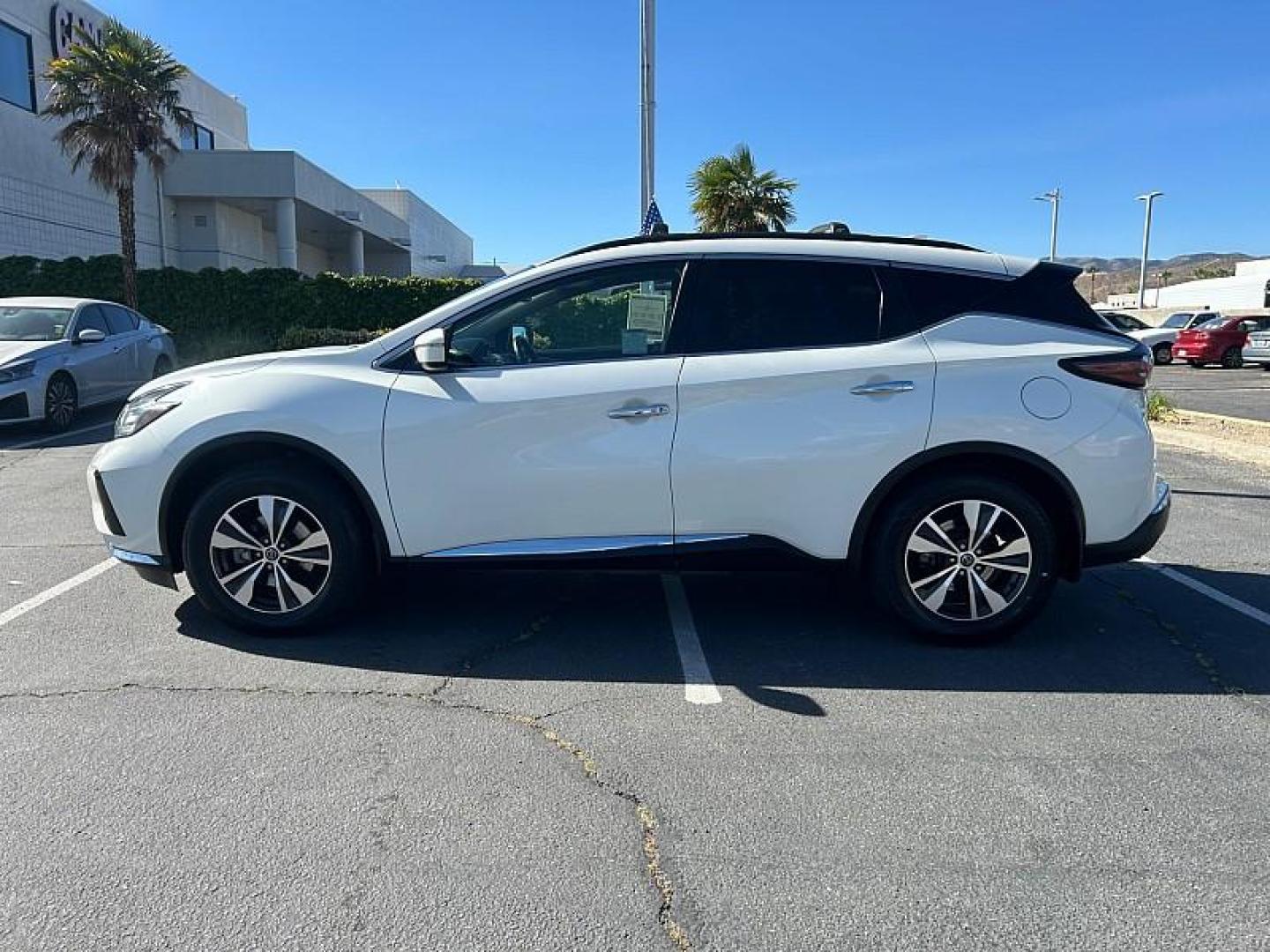 2020 WHITE Nissan Murano (5N1AZ2BJ1LN) with an V6 3.5 Liter engine, Automatic Xtronic CVT transmission, located at 412 Auto Vista Drive, Palmdale, 93551, (661) 945-0620, 34.592636, -118.136681- Photo#11