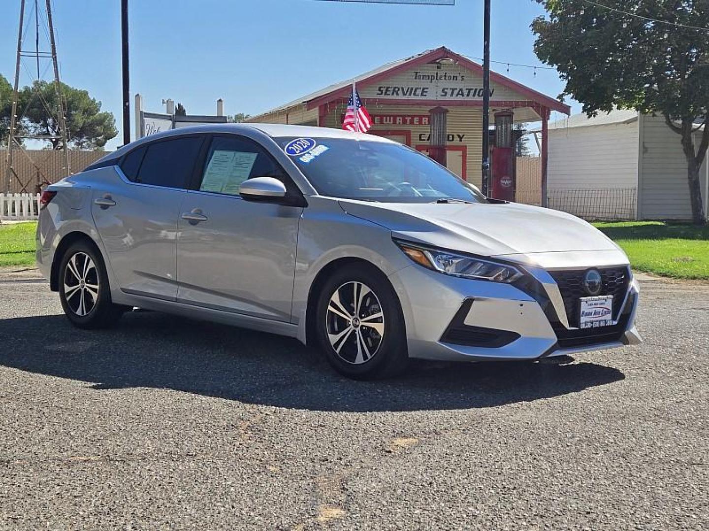 2020 SILVER Nissan Sentra (3N1AB8CV1LY) with an 4-Cyl 2.0 Liter engine, Automatic CVT w/Xtronic transmission, located at 246 E Walker St., Orland, 95963, (530) 865-5800, 39.747589, -122.178398 - Photo#1