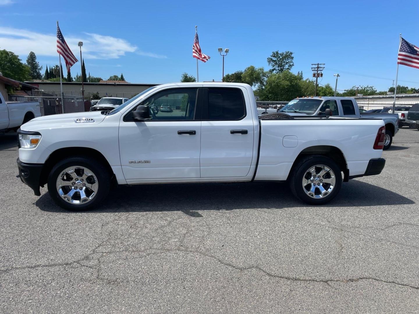 2020 Bright White Clear Coat RAM 1500 Tradesman (1C6SRFCT0LN) with an 5.7L HEMI 5.7L V8 395hp 410ft. lbs. Sequential Multiport Fuel Injection engine, 8-Speed Shiftable Automatic transmission, located at 800 Riverside Ave, Roseville, CA, 95678, 916-773-4549 & Toll Free: 866-719-4393, 38.732265, -121.291039 - Photo#1