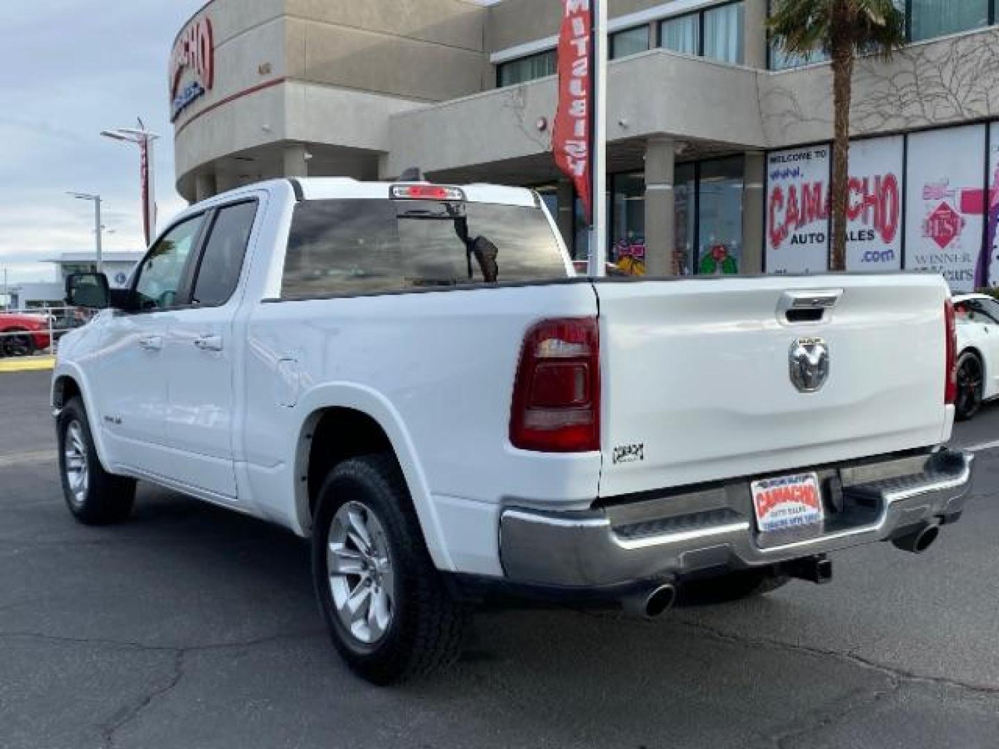 2020 Ram 1500 2WD , Automatic 8-Spd transmission, located at 412 Auto Vista Drive, Palmdale, 93551, (661) 945-0620, 34.592636, -118.136681 - Photo#3