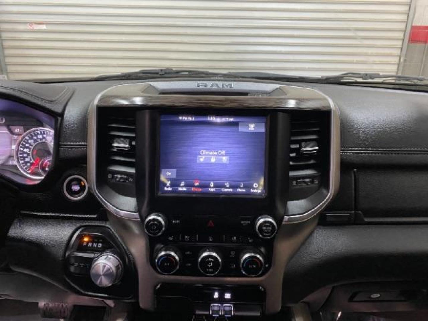 2020 Ram 1500 2WD , Automatic 8-Spd transmission, located at 412 Auto Vista Drive, Palmdale, 93551, (661) 945-0620, 34.592636, -118.136681 - Photo#9
