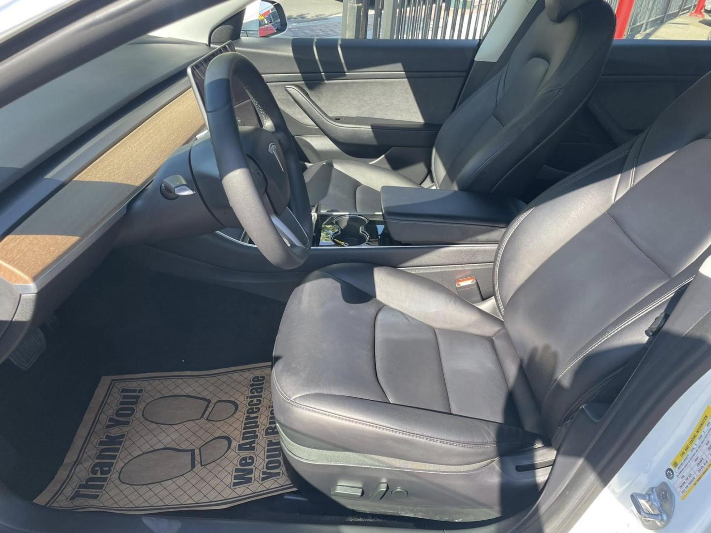 2020 Tesla Model 3 Base (5YJ3E1EA9LF) with an ELECTRIC engine, 1A transmission, located at 744 E Miner Ave, Stockton, CA, 95202, (209) 944-5770, 37.956863, -121.282082 - PLUS TAXES AND FEES NO CHARGER AVAILABLE - Photo#7