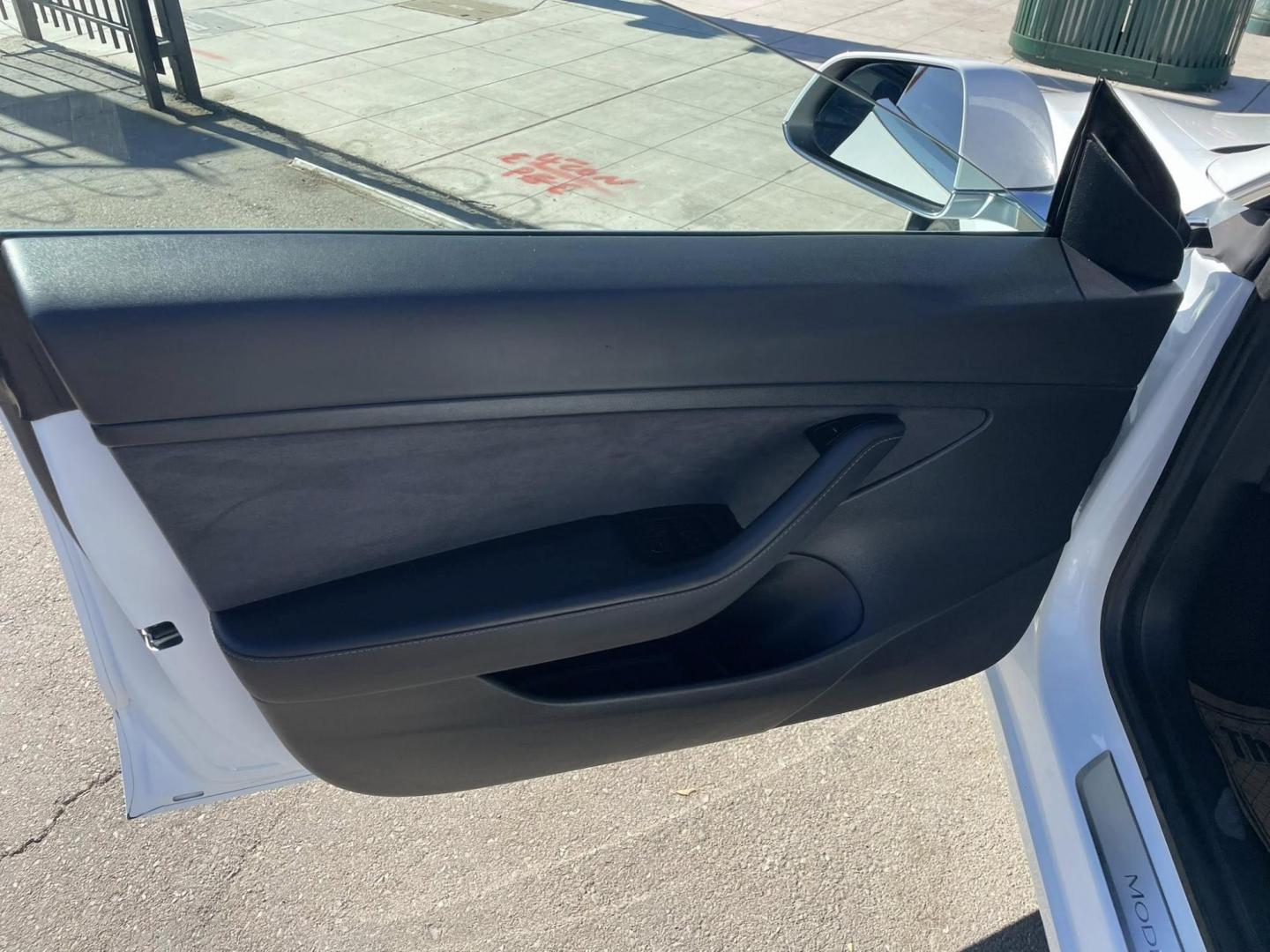 2020 Tesla Model 3 Base (5YJ3E1EA9LF) with an ELECTRIC engine, 1A transmission, located at 744 E Miner Ave, Stockton, CA, 95202, (209) 944-5770, 37.956863, -121.282082 - PLUS TAXES AND FEES NO CHARGER AVAILABLE - Photo#5