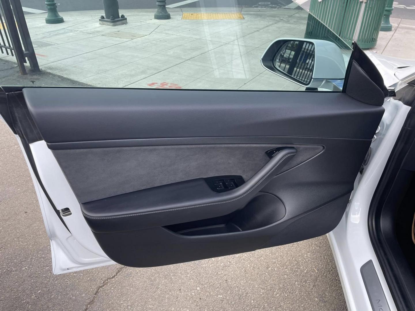 2020 Tesla Model 3 Base (5YJ3E1EA3LF) with an ELECTRIC engine, 1A transmission, located at 744 E Miner Ave, Stockton, CA, 95202, (209) 944-5770, 37.956863, -121.282082 - PLUS TAXES AND FEES NO CHARGER AVAILABLE - Photo#4