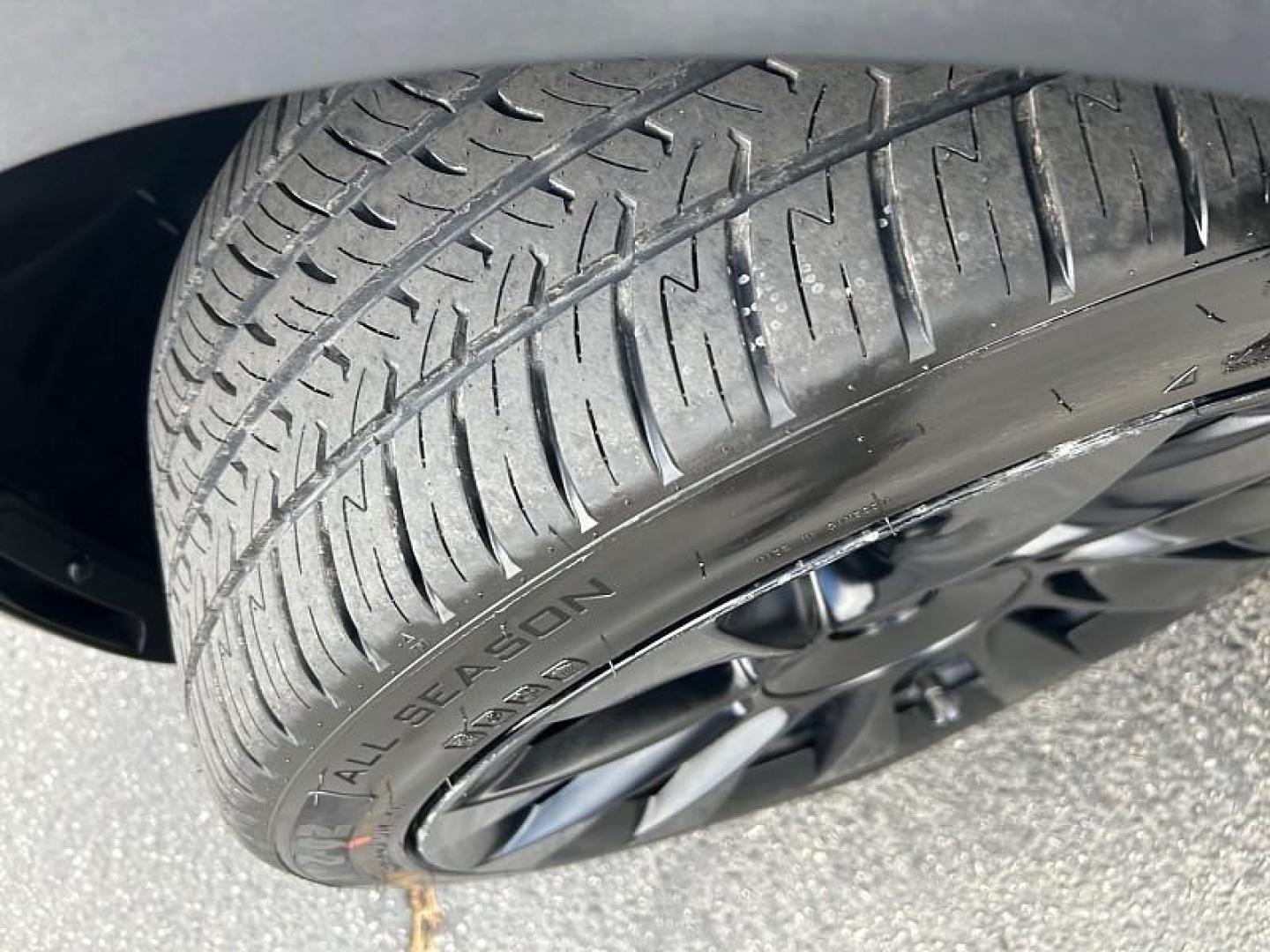 2020 WHITE Tesla Model Y (5YJYGDEE5LF) with an Dual AC Electric Motors engine, Single-Speed Fixed Gear transmission, located at 412 Auto Vista Drive, Palmdale, 93551, (661) 945-0620, 34.592636, -118.136681 - Photo#8