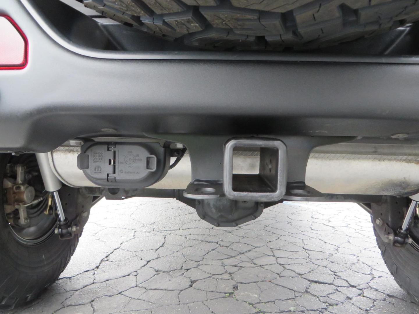 2021 CHARCOAL /black Jeep Wrangler Unlimited Rubicon (1C4HJXFG5MW) with an 3.6L V6 DOHC 24V FFV engine, 6A transmission, located at 2630 Grass Valley Highway, Auburn, CA, 95603, (530) 508-5100, 38.937893, -121.095482- Photo#15