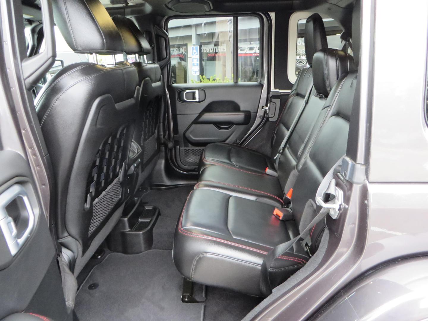 2021 CHARCOAL /black Jeep Wrangler Unlimited Rubicon (1C4HJXFG5MW) with an 3.6L V6 DOHC 24V FFV engine, 6A transmission, located at 2630 Grass Valley Highway, Auburn, CA, 95603, (530) 508-5100, 38.937893, -121.095482- Photo#43