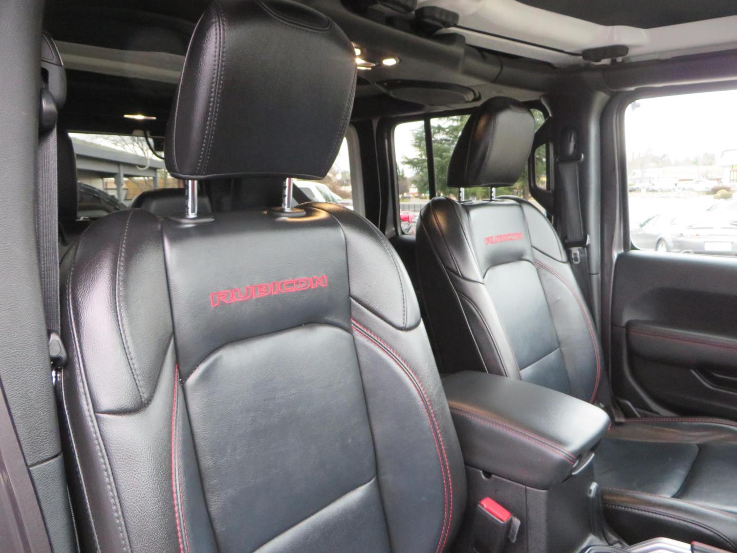 2021 CHARCOAL /black Jeep Wrangler Unlimited Rubicon (1C4HJXFG5MW) with an 3.6L V6 DOHC 24V FFV engine, 6A transmission, located at 2630 Grass Valley Highway, Auburn, CA, 95603, (530) 508-5100, 38.937893, -121.095482- Photo#53