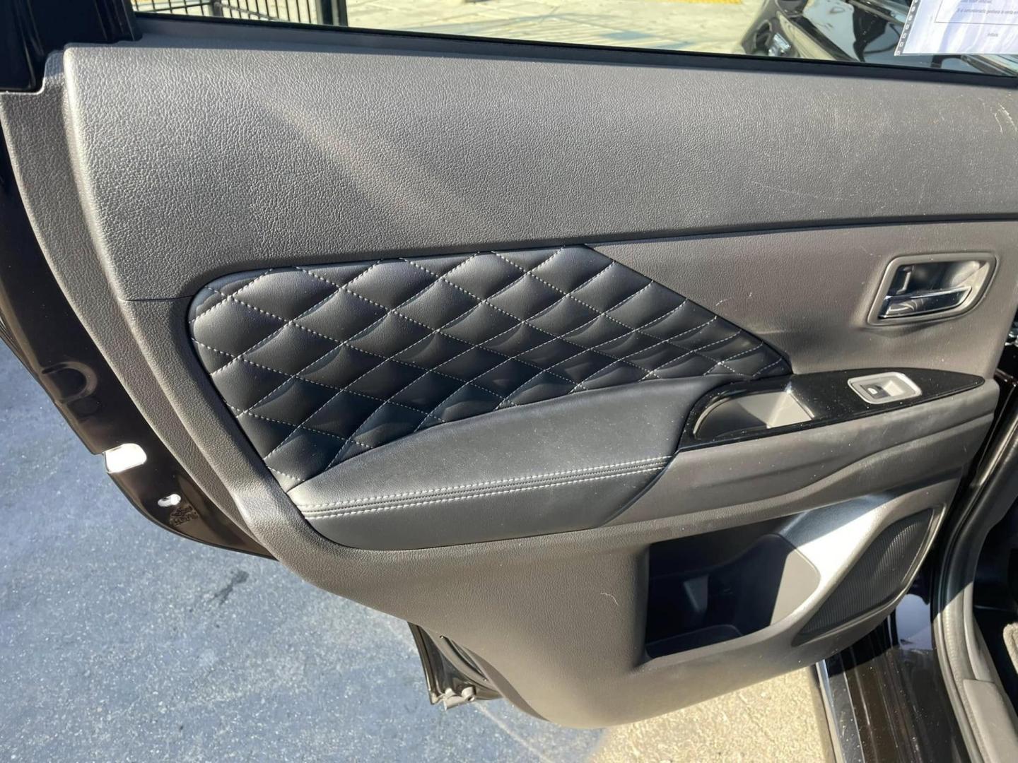 2021 RUBY BLACK Mitsubishi Outlander PHEV SEL (JA4J2VA72MZ) with an 2.0L L4 DOHC 16V HYBRID engine, 1A transmission, located at 744 E Miner Ave, Stockton, CA, 95202, (209) 944-5770, 37.956863, -121.282082 - PLUS TAXES AND FEES NO CHARGER AVAILABE SIN CARGADOR DISPONIBLE - Photo#8