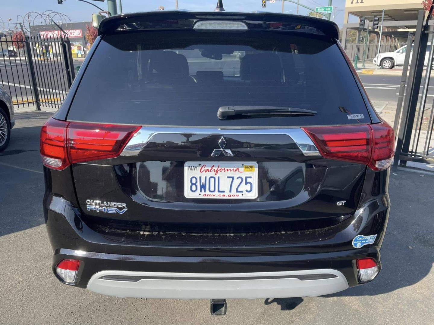 2021 RUBY BLACK Mitsubishi Outlander PHEV SEL (JA4J2VA72MZ) with an 2.0L L4 DOHC 16V HYBRID engine, 1A transmission, located at 744 E Miner Ave, Stockton, CA, 95202, (209) 944-5770, 37.956863, -121.282082 - PLUS TAXES AND FEES NO CHARGER AVAILABE SIN CARGADOR DISPONIBLE - Photo#13