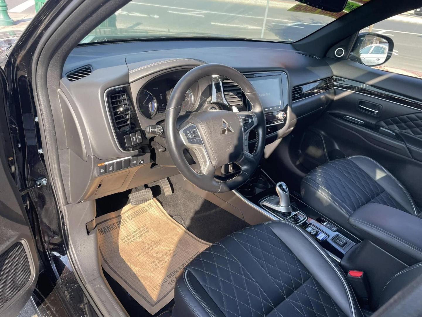 2021 RUBY BLACK Mitsubishi Outlander PHEV SEL (JA4J2VA72MZ) with an 2.0L L4 DOHC 16V HYBRID engine, 1A transmission, located at 744 E Miner Ave, Stockton, CA, 95202, (209) 944-5770, 37.956863, -121.282082 - PLUS TAXES AND FEES NO CHARGER AVAILABE SIN CARGADOR DISPONIBLE - Photo#5