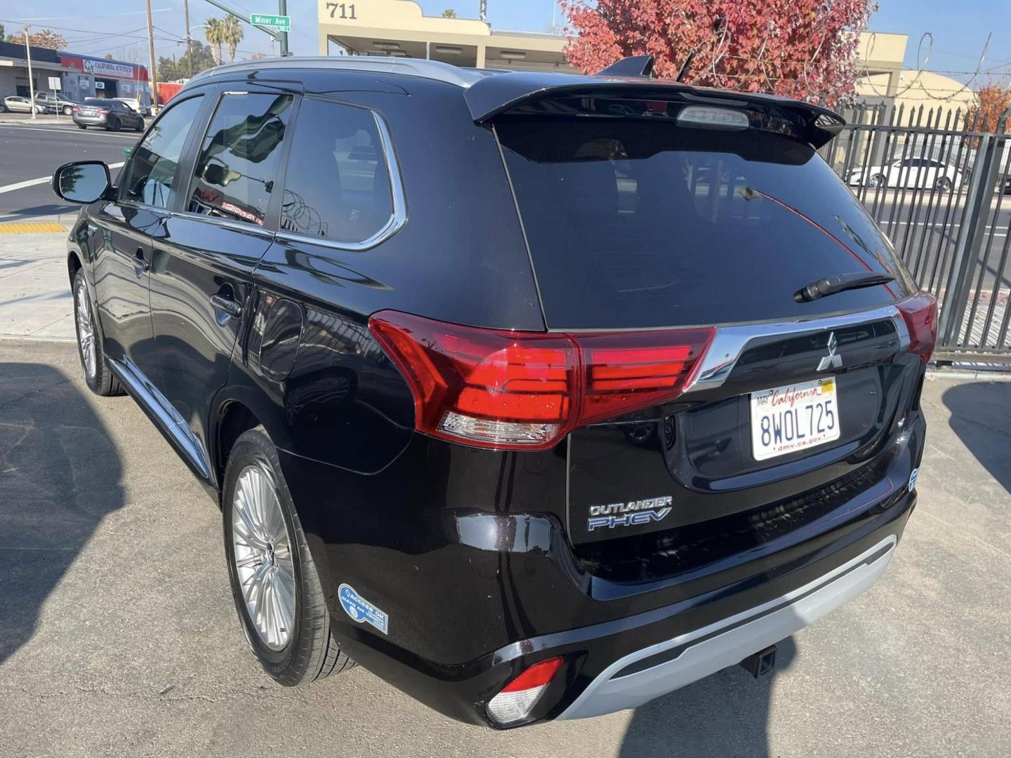 2021 RUBY BLACK Mitsubishi Outlander PHEV SEL (JA4J2VA72MZ) with an 2.0L L4 DOHC 16V HYBRID engine, 1A transmission, located at 744 E Miner Ave, Stockton, CA, 95202, (209) 944-5770, 37.956863, -121.282082 - PLUS TAXES AND FEES NO CHARGER AVAILABE SIN CARGADOR DISPONIBLE - Photo#12