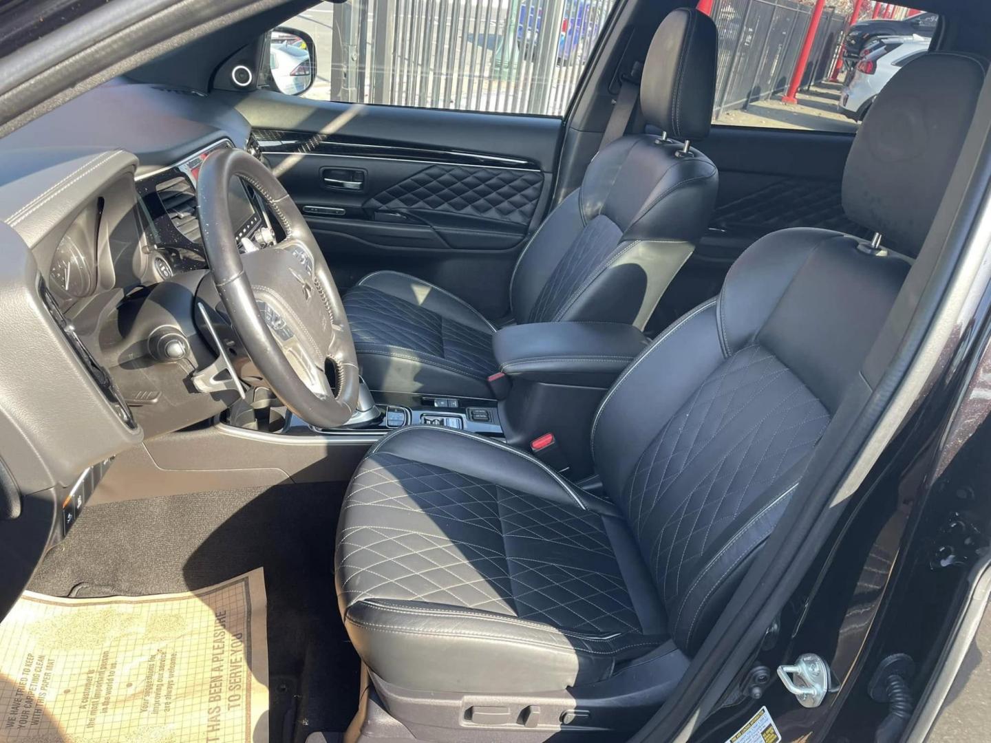 2021 RUBY BLACK Mitsubishi Outlander PHEV SEL (JA4J2VA72MZ) with an 2.0L L4 DOHC 16V HYBRID engine, 1A transmission, located at 744 E Miner Ave, Stockton, CA, 95202, (209) 944-5770, 37.956863, -121.282082 - PLUS TAXES AND FEES NO CHARGER AVAILABE SIN CARGADOR DISPONIBLE - Photo#4