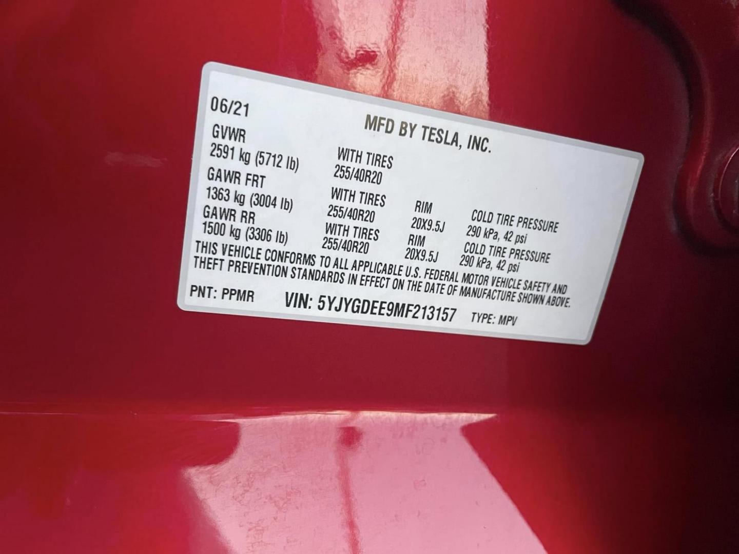 2021 RED /WHITE Tesla Model Y Long Range (5YJYGDEE9MF) with an ELECTRIC engine, 1A transmission, located at 744 E Miner Ave, Stockton, CA, 95202, (209) 944-5770, 37.956863, -121.282082 - PLUS TAXES AND FEES NO CHARGER AVAILABLE - Photo#14