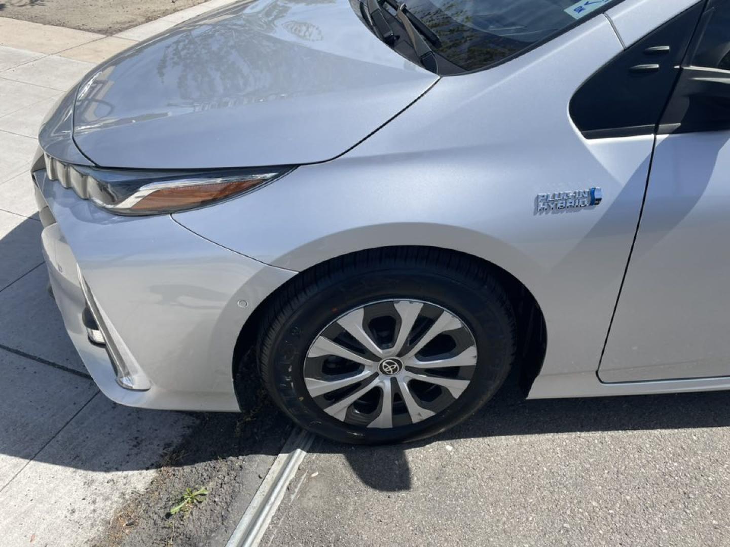 2021 Toyota Prius Prime LE (JTDKAMFP5M3) with an 1.8L L4 DOHC 16V HYBRID engine, CVT transmission, located at 744 E Miner Ave, Stockton, CA, 95202, (209) 944-5770, 37.956863, -121.282082 - Photo#4