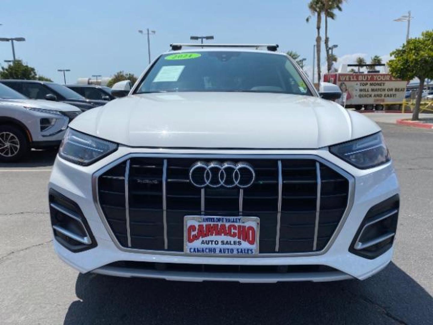 2021 BLACK Audi Q5 (WA1BAAFY2M2) with an 4-Cyl Turbo 2.0L Hybrid engine, Automatic 7-Spd w/Dual-Clutch and S tronic transmission, located at 412 Auto Vista Drive, Palmdale, 93551, (661) 945-0620, 34.592636, -118.136681 - Photo#2