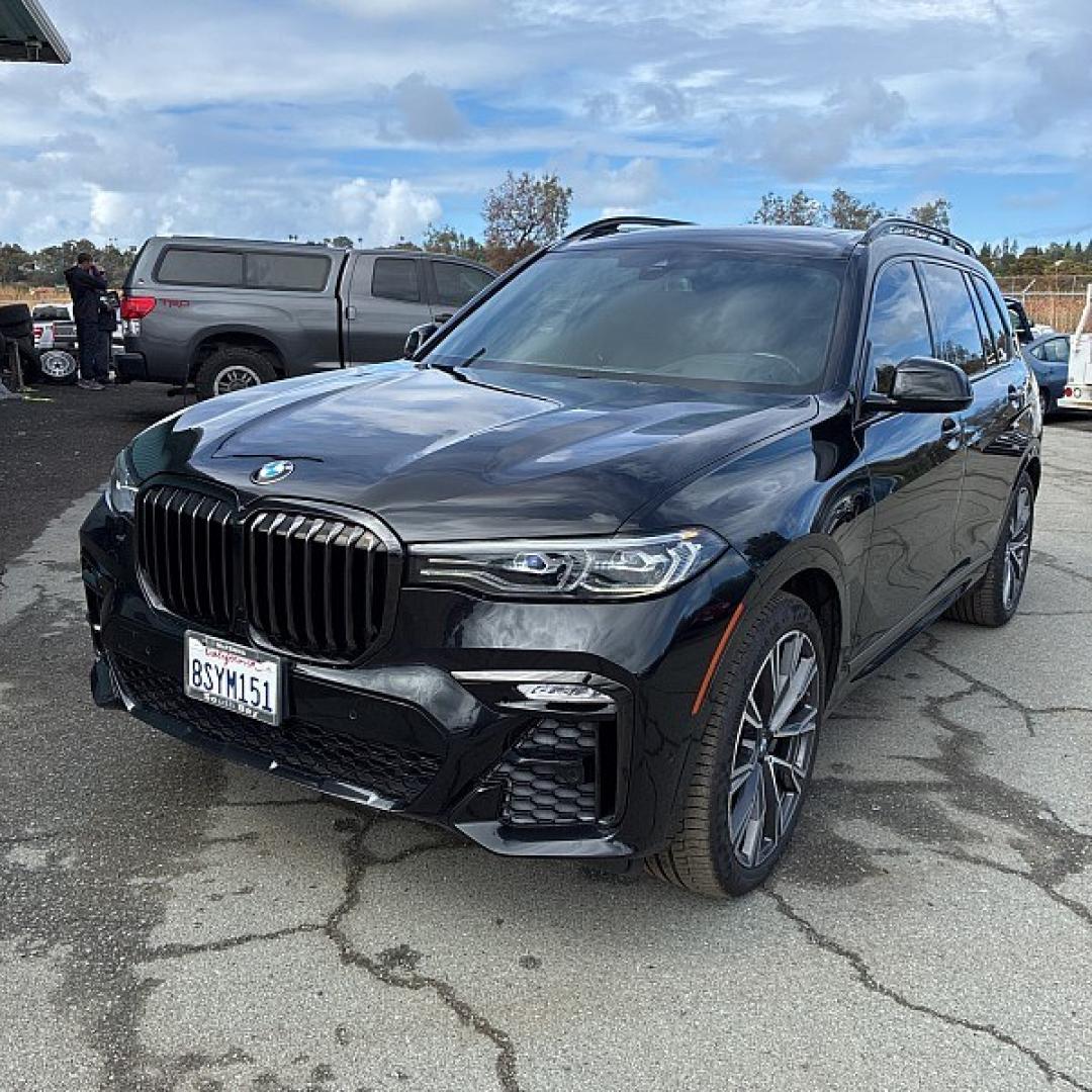 2021 BLACK BMW X7 (5UXCW2C05M9) with an V6 Turbo 3.0 Liter engine, Automatic 8-Spd Steptronic w/Sport transmission, located at 412 Auto Vista Drive, Palmdale, 93551, (661) 945-0620, 34.592636, -118.136681 - Photo#0