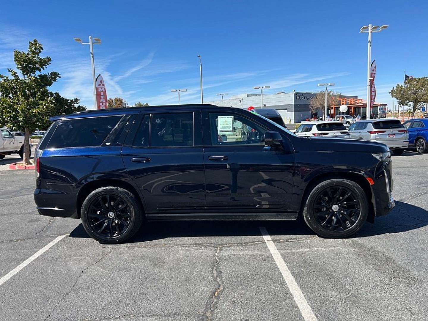 2021 Blue Cadillac Escalade (1GYS4FKL7MR) , Automatic 10-Spd w/Overdrive transmission, located at 412 Auto Vista Drive, Palmdale, 93551, (661) 945-0620, 34.592636, -118.136681- Photo#11