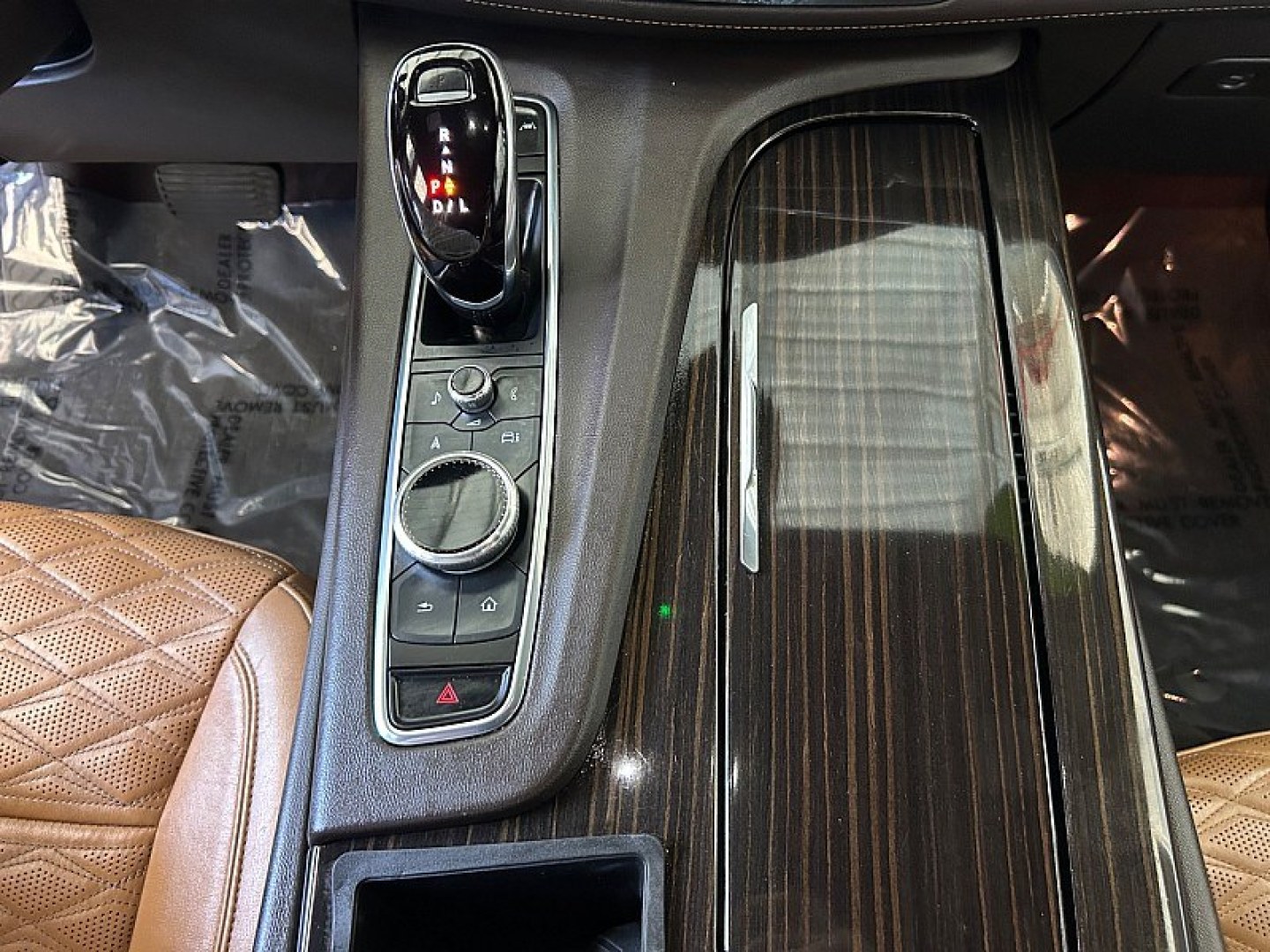 2021 Blue Cadillac Escalade (1GYS4FKL7MR) , Automatic 10-Spd w/Overdrive transmission, located at 412 Auto Vista Drive, Palmdale, 93551, (661) 945-0620, 34.592636, -118.136681- Photo#18