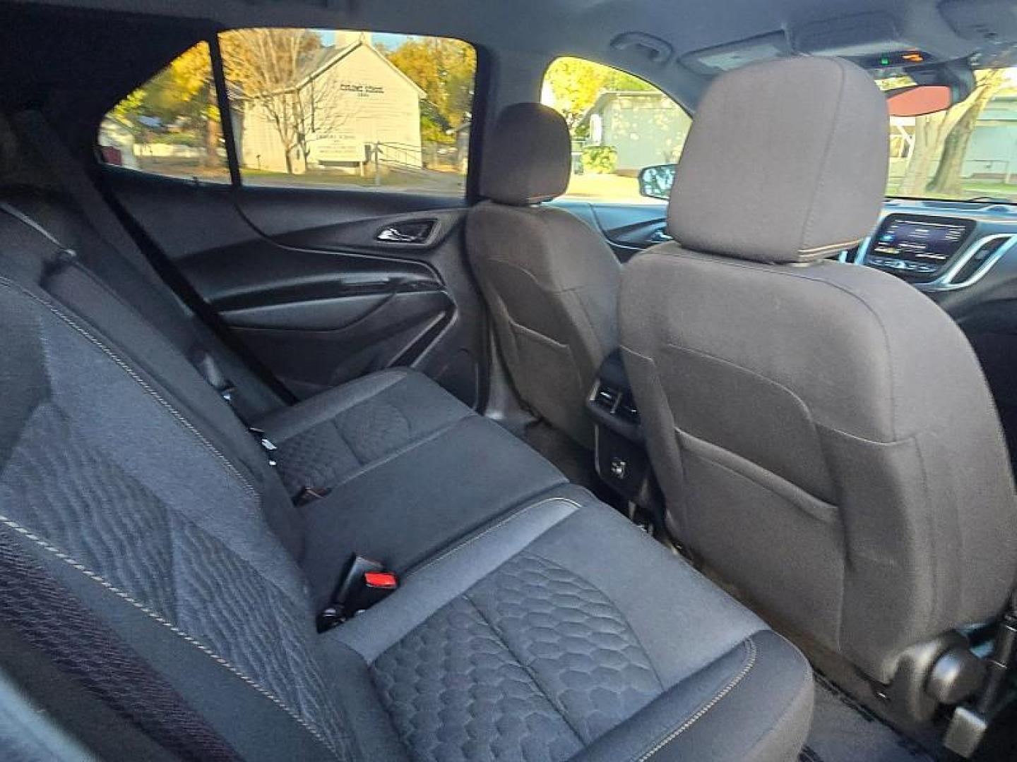 2021 RED Chevrolet Equinox (2GNAXKEV8M6) with an 4-Cyl Turbo 1.5 Liter engine, Automatic 6-Spd w/Overdrive transmission, located at 246 E Walker St., Orland, 95963, (530) 865-5800, 39.747589, -122.178398 - Photo#15