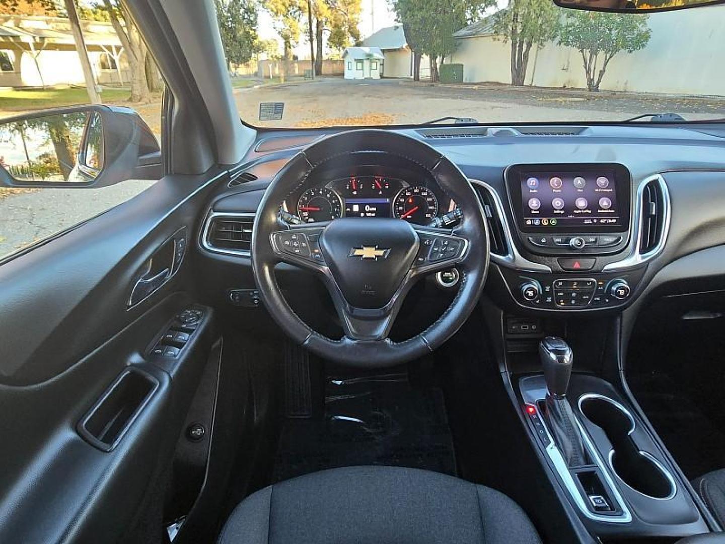 2021 RED Chevrolet Equinox (2GNAXKEV8M6) with an 4-Cyl Turbo 1.5 Liter engine, Automatic 6-Spd w/Overdrive transmission, located at 246 E Walker St., Orland, 95963, (530) 865-5800, 39.747589, -122.178398 - Photo#20