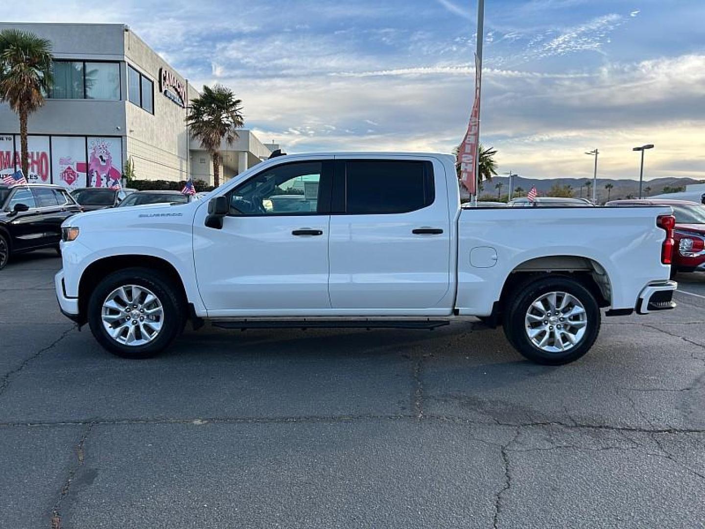 2021 WHITE Chevrolet Silverado 1500 2WD (3GCPWBEK9MG) with an 2.7 Liter engine, Automatic transmission, located at 412 Auto Vista Drive, Palmdale, 93551, (661) 945-0620, 34.592636, -118.136681 - Photo#3