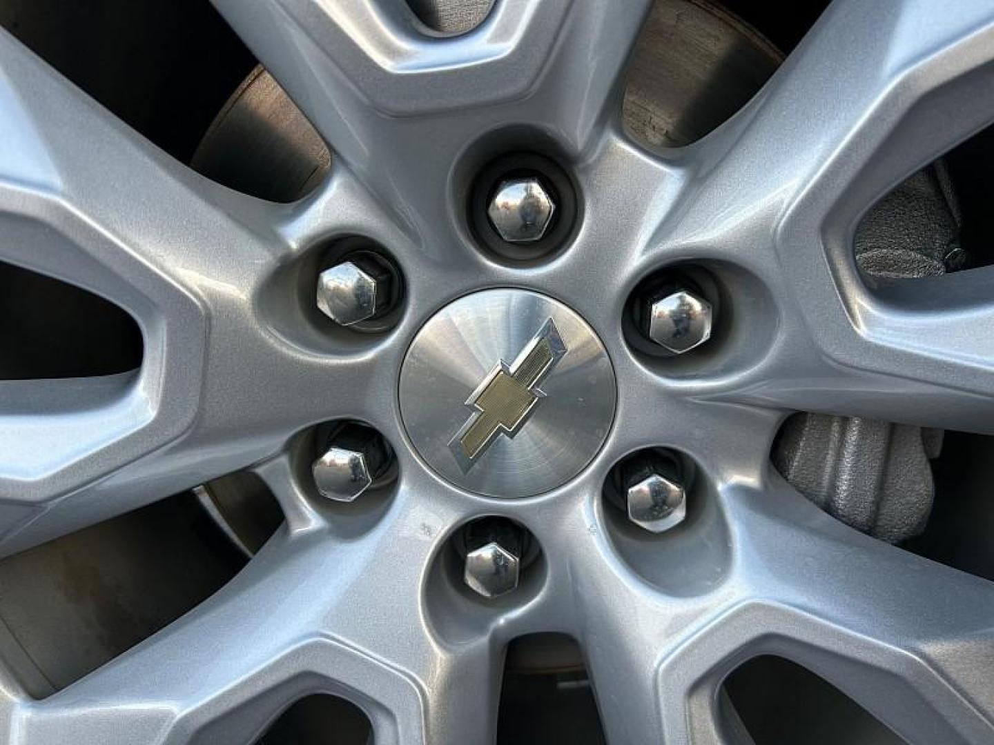 2021 WHITE Chevrolet Silverado 1500 2WD (3GCPWBEK9MG) with an 2.7 Liter engine, Automatic transmission, located at 412 Auto Vista Drive, Palmdale, 93551, (661) 945-0620, 34.592636, -118.136681 - Photo#13