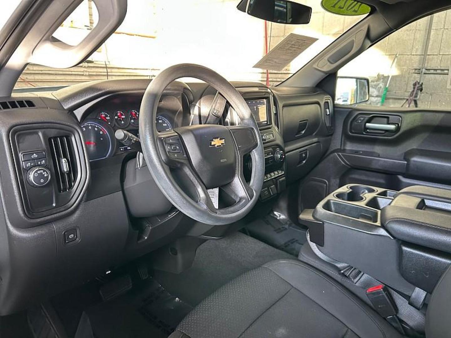 2021 WHITE Chevrolet Silverado 1500 2WD (3GCPWBEK9MG) with an 2.7 Liter engine, Automatic transmission, located at 412 Auto Vista Drive, Palmdale, 93551, (661) 945-0620, 34.592636, -118.136681 - Photo#15