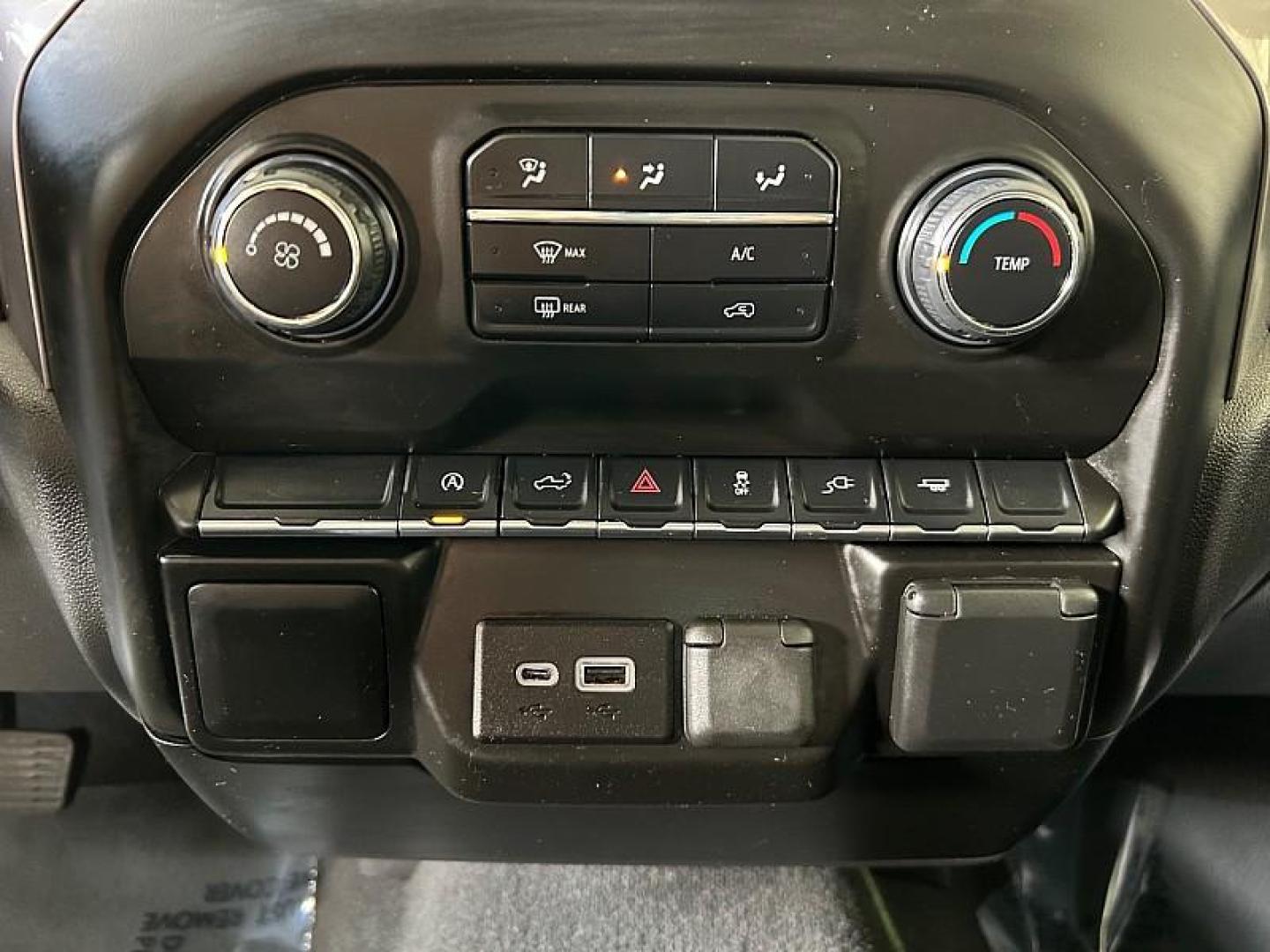 2021 WHITE Chevrolet Silverado 1500 2WD (3GCPWBEK9MG) with an 2.7 Liter engine, Automatic transmission, located at 412 Auto Vista Drive, Palmdale, 93551, (661) 945-0620, 34.592636, -118.136681 - Photo#22