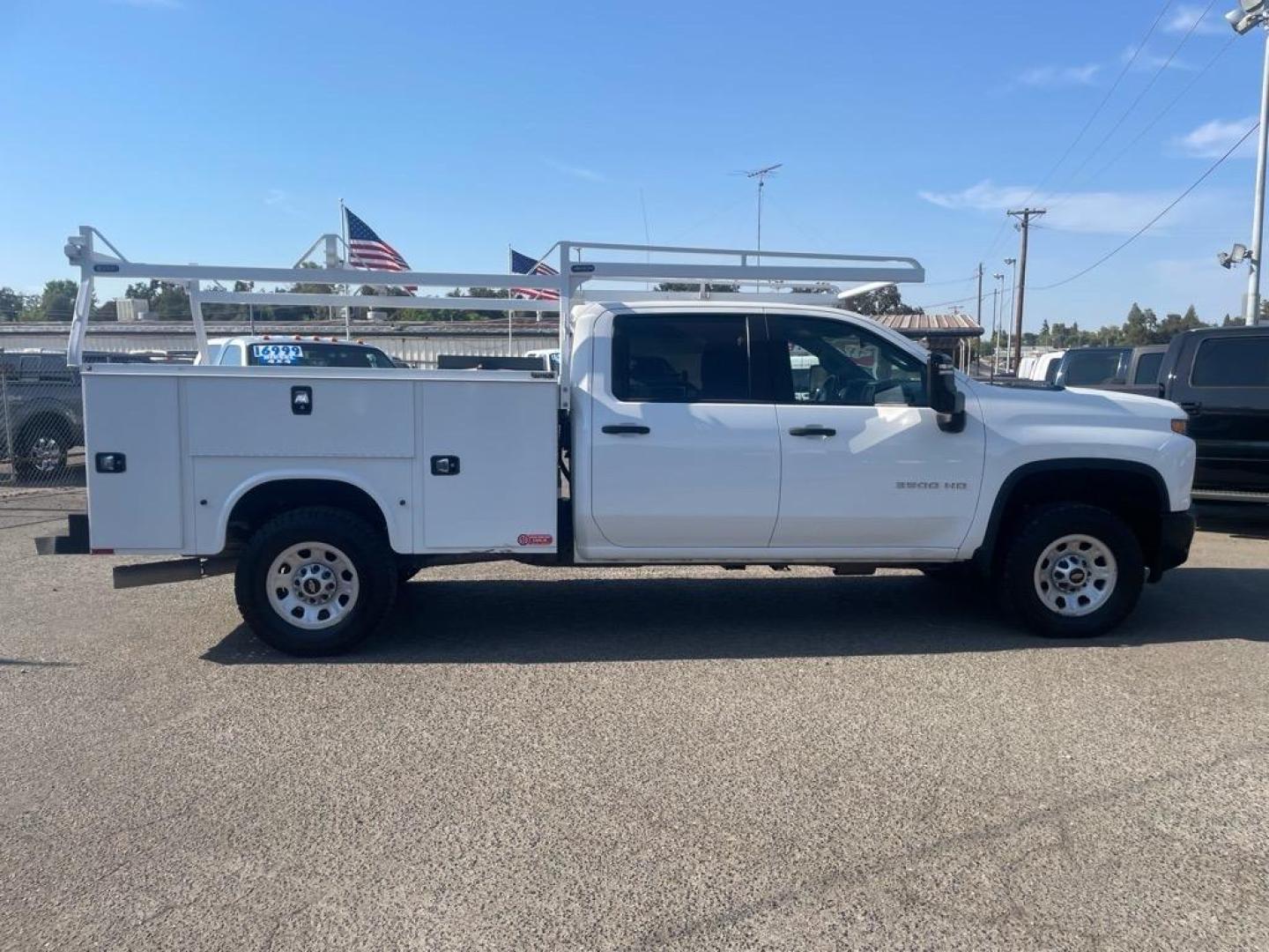 2021 Summit White Chevrolet Silverado 3500HD Work Truck (1GB4YSEY7MF) with an 6.6L Duramax 6.6L Biodiesel Turbo V8 445hp 910ft. lbs. Common Rail Direct Injection engine, Allison 10-Speed Shiftable Automatic transmission, located at 800 Riverside Ave, Roseville, CA, 95678, 916-773-4549 & Toll Free: 866-719-4393, 38.732265, -121.291039 - DIESEL CREW CAB 4X4 UTILITY BED ALLISON TRANSMISSION ONE OWNER SERVICE RECORDS ON CLEAN CARFAX - Photo#6