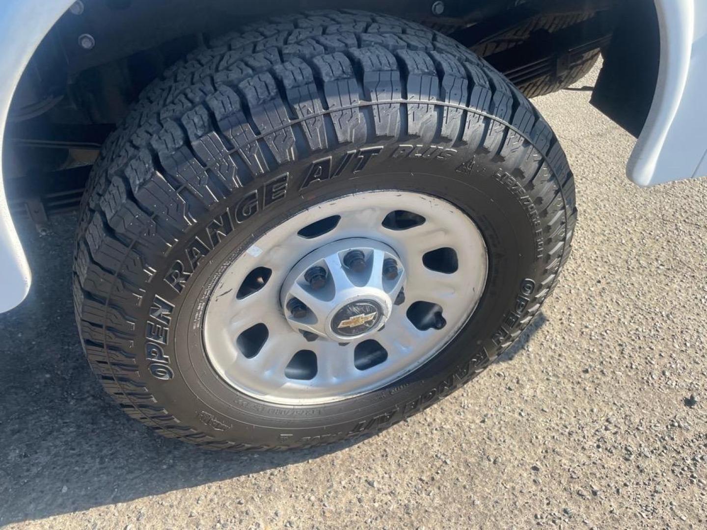 2021 Summit White Chevrolet Silverado 3500HD Work Truck (1GB4YSEY7MF) with an 6.6L Duramax 6.6L Biodiesel Turbo V8 445hp 910ft. lbs. Common Rail Direct Injection engine, Allison 10-Speed Shiftable Automatic transmission, located at 800 Riverside Ave, Roseville, CA, 95678, 916-773-4549 & Toll Free: 866-719-4393, 38.732265, -121.291039 - DIESEL CREW CAB 4X4 UTILITY BED ALLISON TRANSMISSION ONE OWNER SERVICE RECORDS ON CLEAN CARFAX - Photo#7