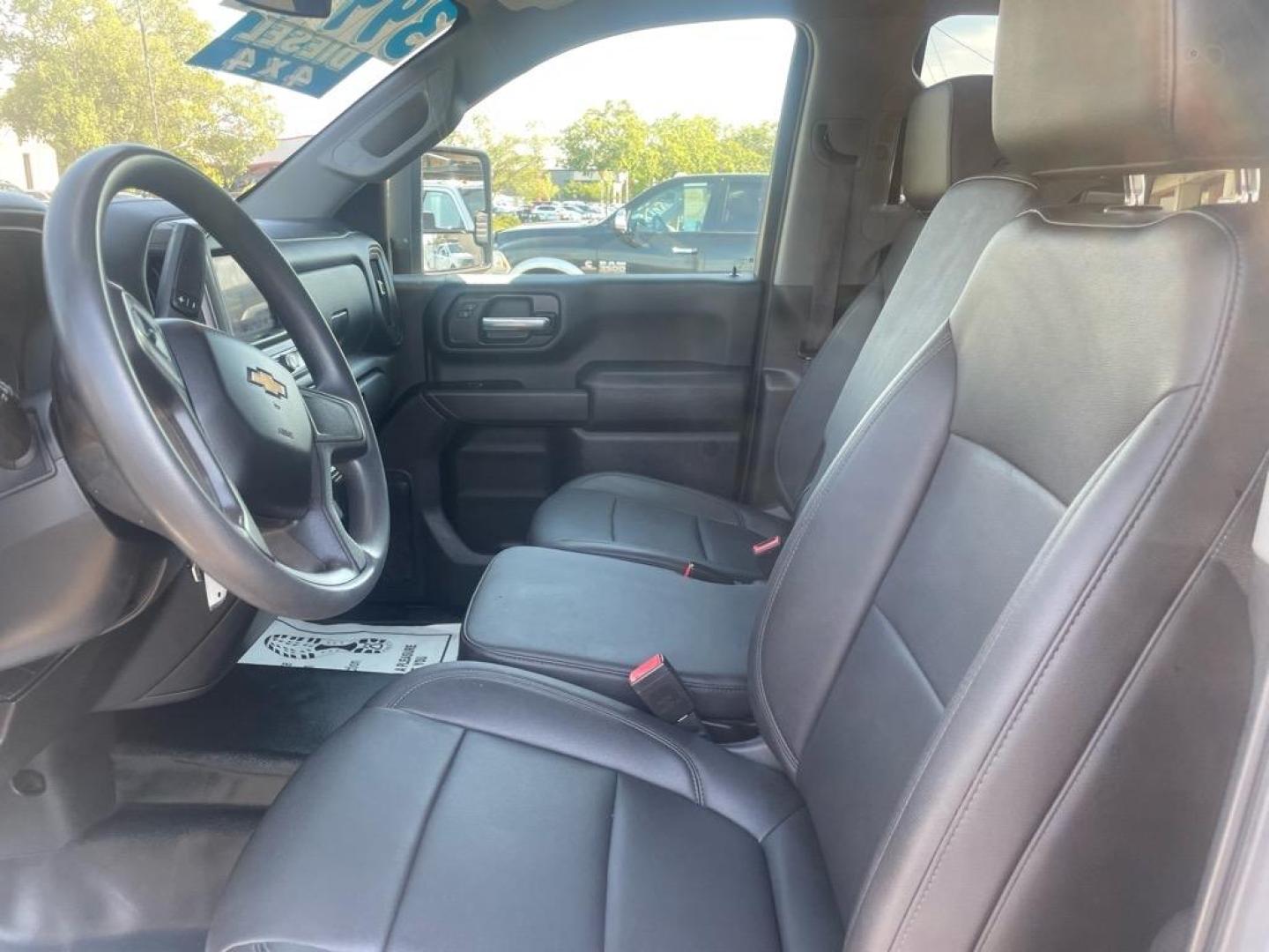 2021 Summit White Chevrolet Silverado 3500HD Work Truck (1GB4YSEY7MF) with an 6.6L Duramax 6.6L Biodiesel Turbo V8 445hp 910ft. lbs. Common Rail Direct Injection engine, Allison 10-Speed Shiftable Automatic transmission, located at 800 Riverside Ave, Roseville, CA, 95678, 916-773-4549 & Toll Free: 866-719-4393, 38.732265, -121.291039 - DIESEL CREW CAB 4X4 UTILITY BED ALLISON TRANSMISSION ONE OWNER SERVICE RECORDS ON CLEAN CARFAX - Photo#11