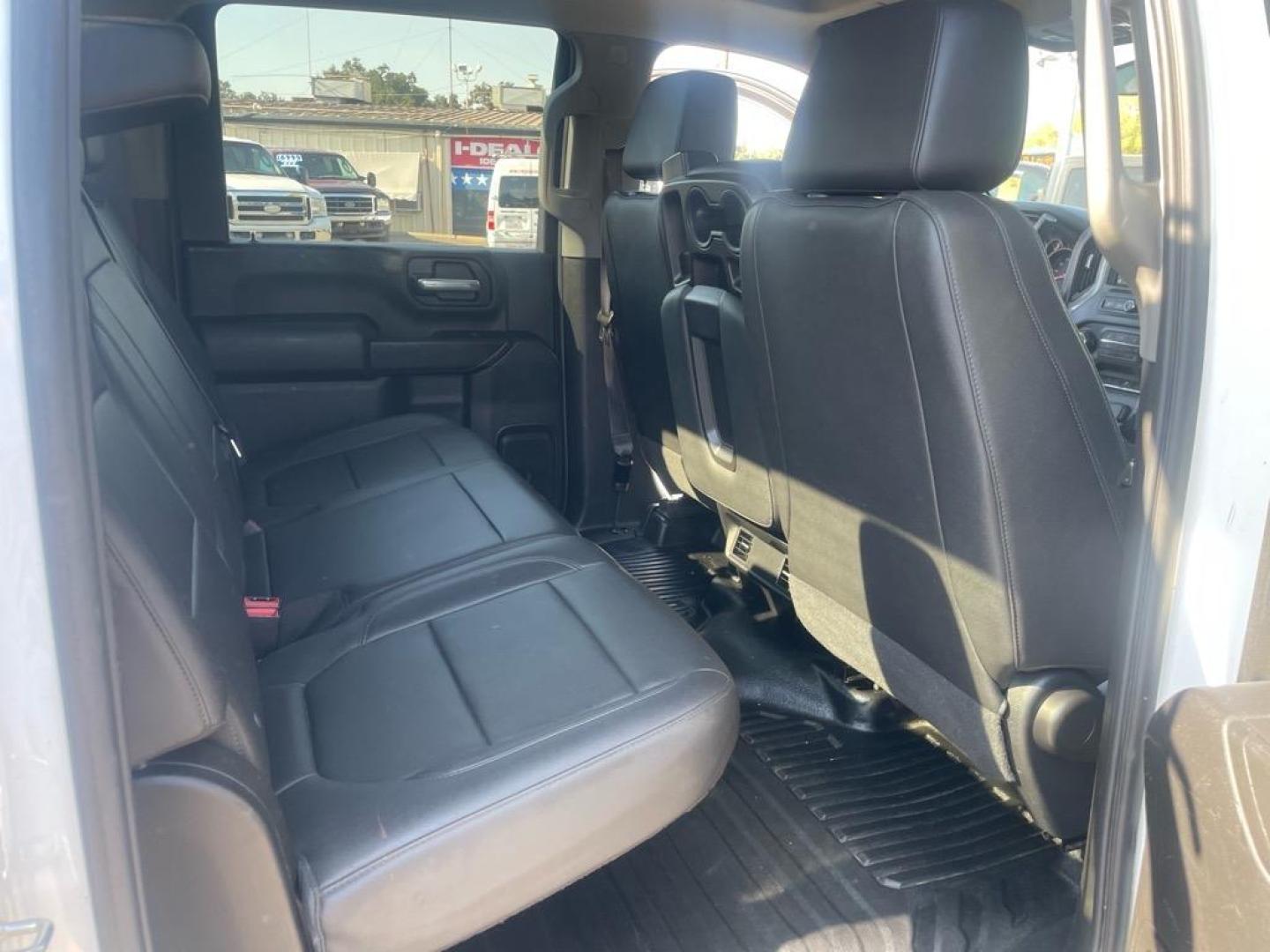 2021 Summit White Chevrolet Silverado 3500HD Work Truck (1GB4YSEY7MF) with an 6.6L Duramax 6.6L Biodiesel Turbo V8 445hp 910ft. lbs. Common Rail Direct Injection engine, Allison 10-Speed Shiftable Automatic transmission, located at 800 Riverside Ave, Roseville, CA, 95678, 916-773-4549 & Toll Free: 866-719-4393, 38.732265, -121.291039 - DIESEL CREW CAB 4X4 UTILITY BED ALLISON TRANSMISSION ONE OWNER SERVICE RECORDS ON CLEAN CARFAX - Photo#14